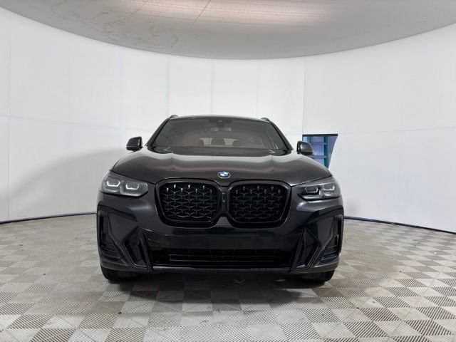 Used 2023 BMW X4 xDrive30i w/ M Sport Package AWD/4WD image 2