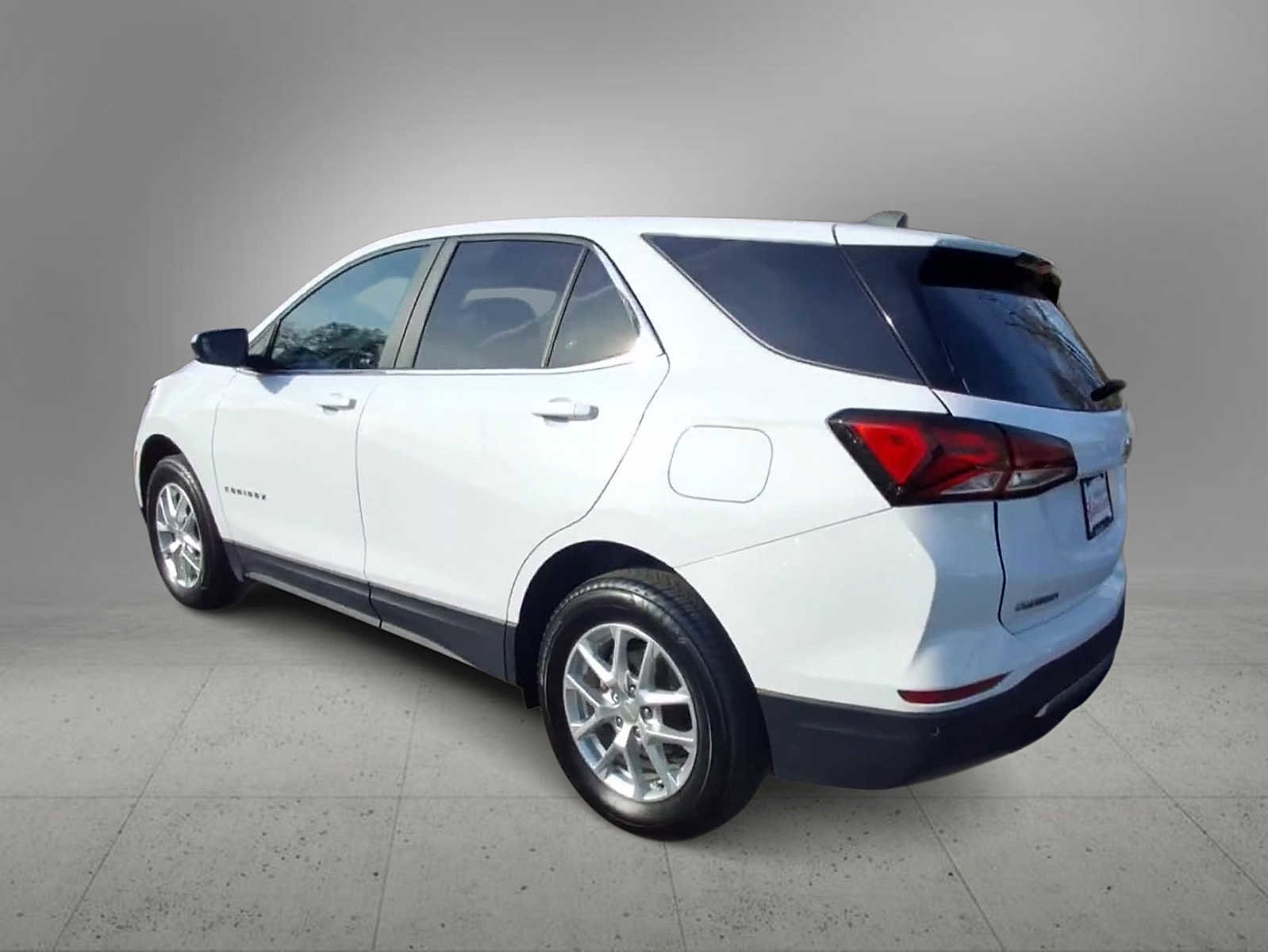 Used 2024 Chevrolet Equinox LT image 6
