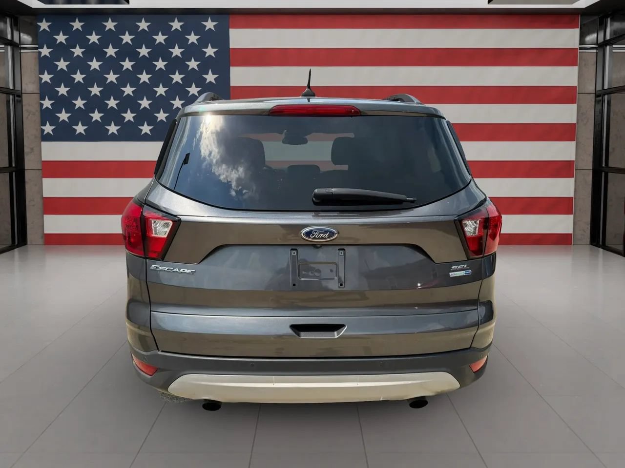 Used 2019 Ford Escape SEL AWD/4WD image 6
