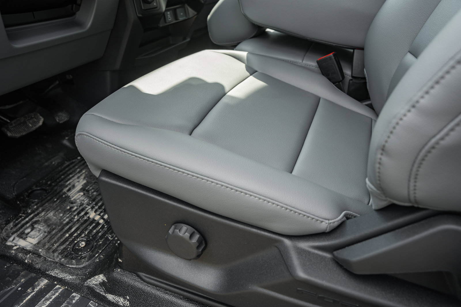 New 2026 Ford F350 XL image 39