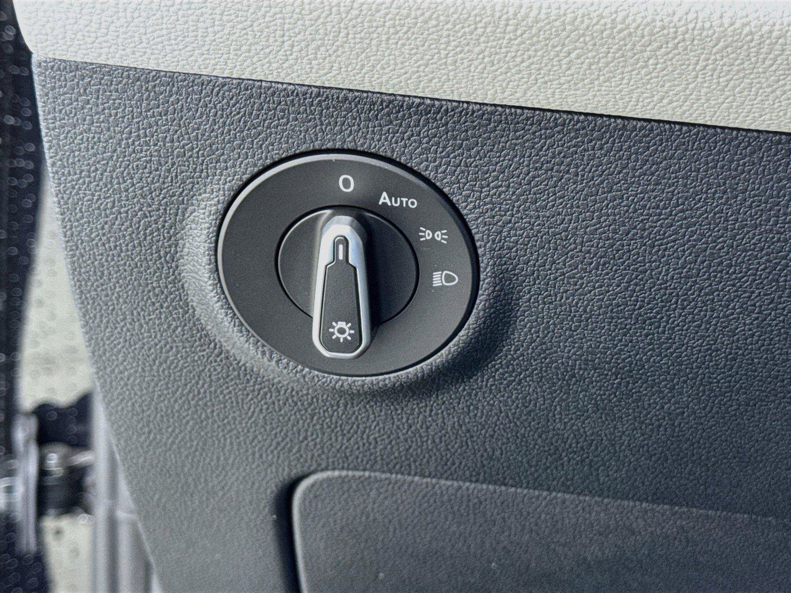 New 2027 Volkswagen Taos S FWD image 10