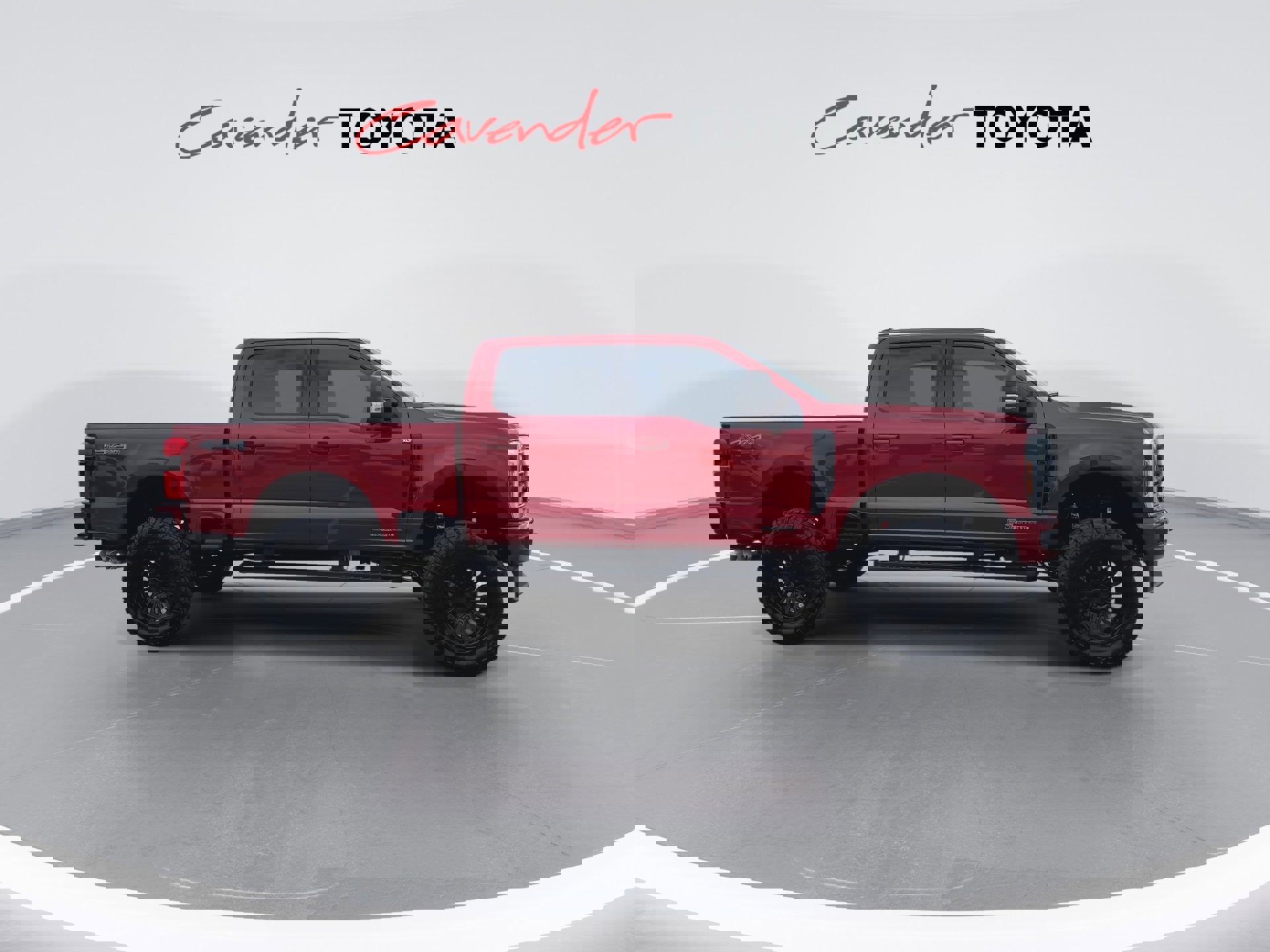 Used 2026 Ford F250 XLT w/ XLT Premium Package image 9