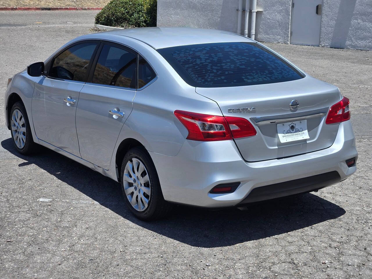 Used 2018 Nissan Sentra S FWD image 11