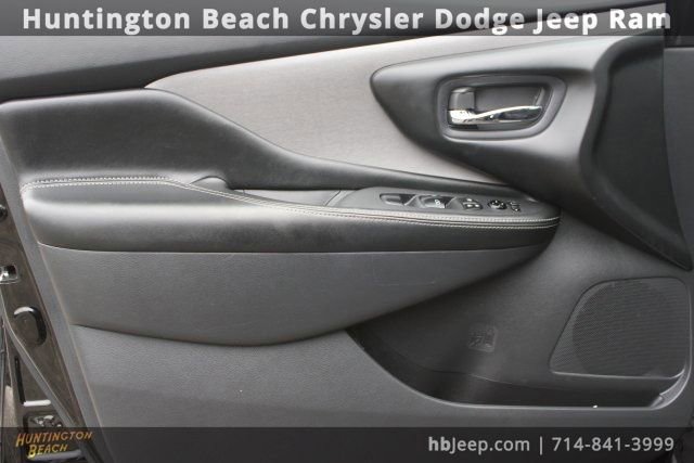 Used 2022 Nissan Murano S image 10