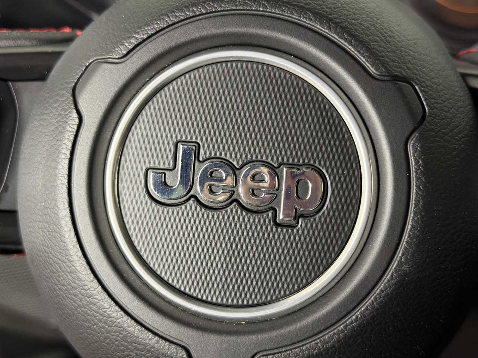 Used 2024 Jeep Wrangler Unlimited Rubicon w/ Technology Group image 23