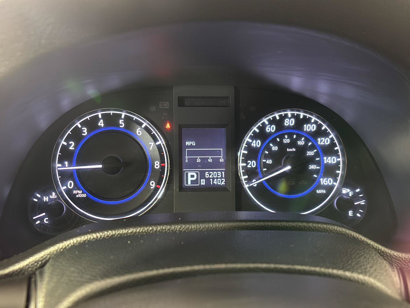 Used 2013 INFINITI G37 x Sedan w/ Premium Pkg AWD/4WD image 3
