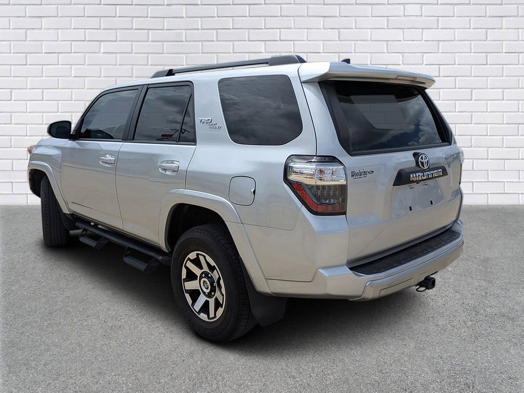 Used 2022 Toyota 4Runner TRD Off-Road image 3