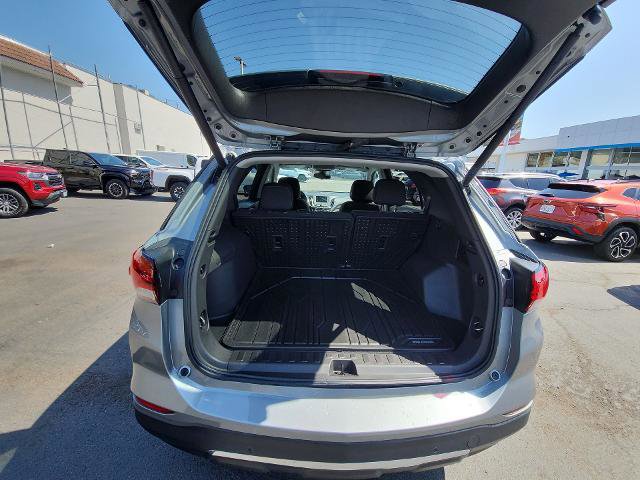 Used 2024 Chevrolet Equinox LT FWD image 24