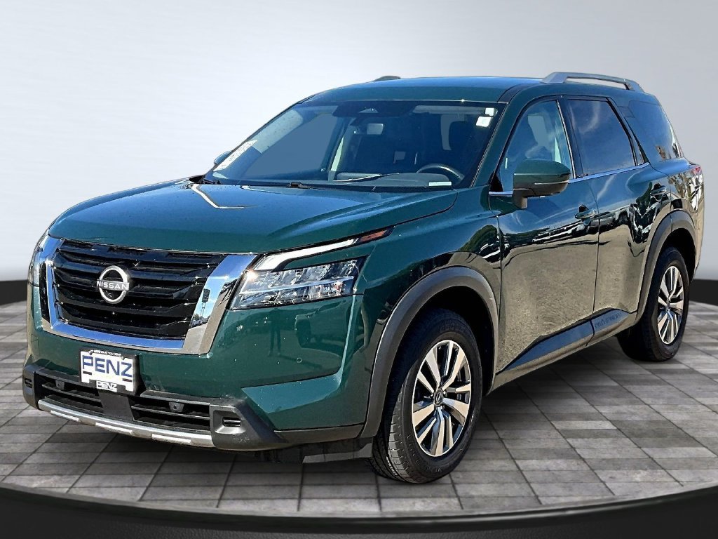 Used 2023 Nissan Pathfinder SL AWD/4WD image 1