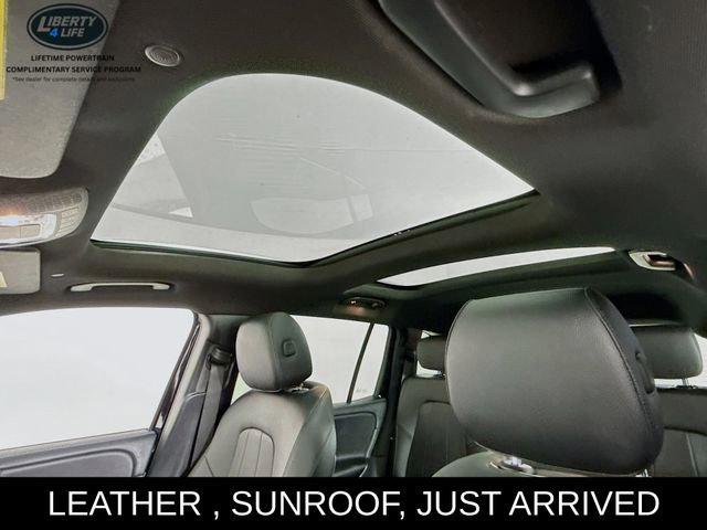 Used 2025 Mercedes-Benz GLB 250 GLB 250 w/ Exclusive Package image 23