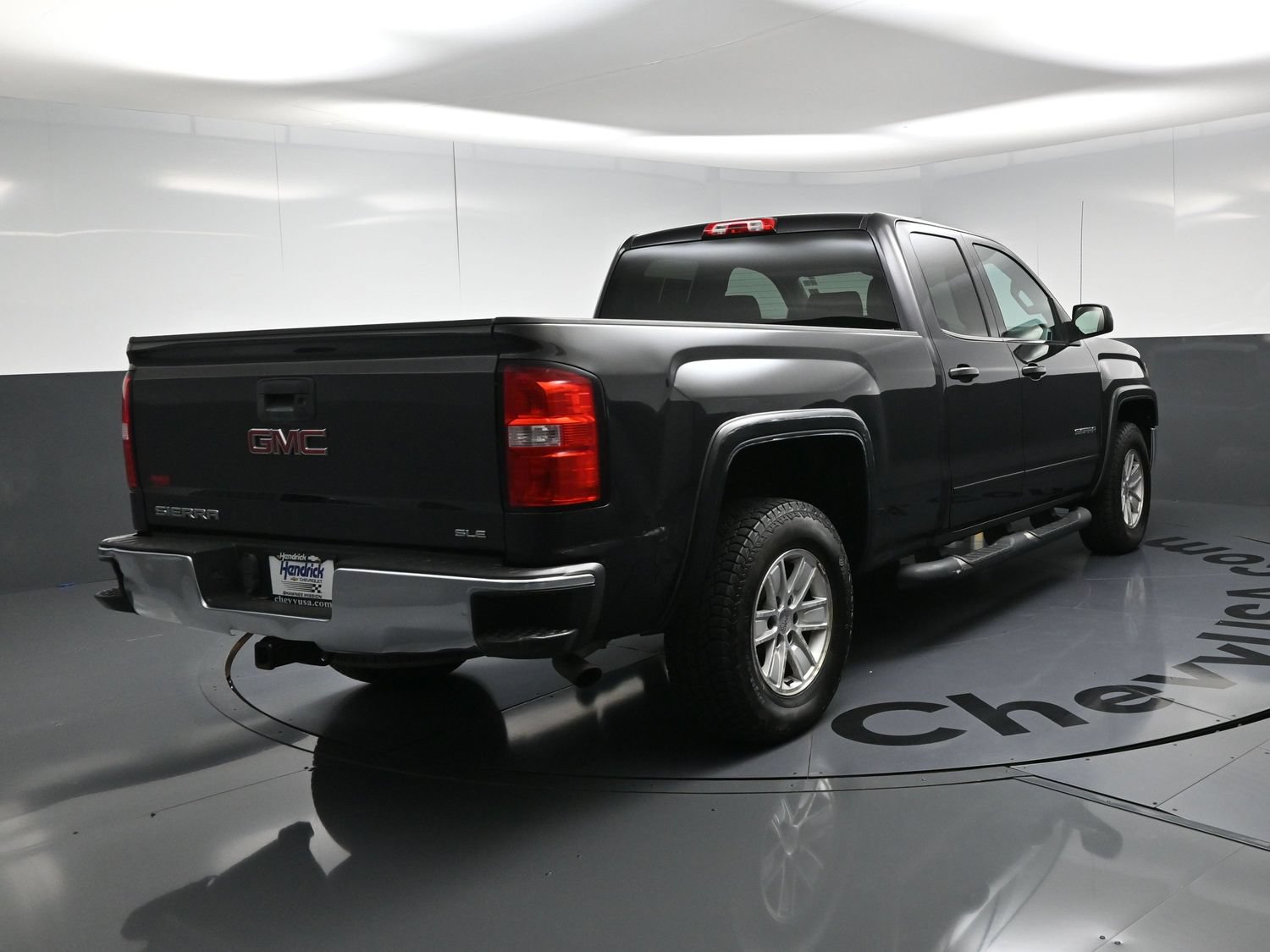 Used 2014 GMC Sierra 1500 SLE w/ SLE Value Package AWD/4WD image 9