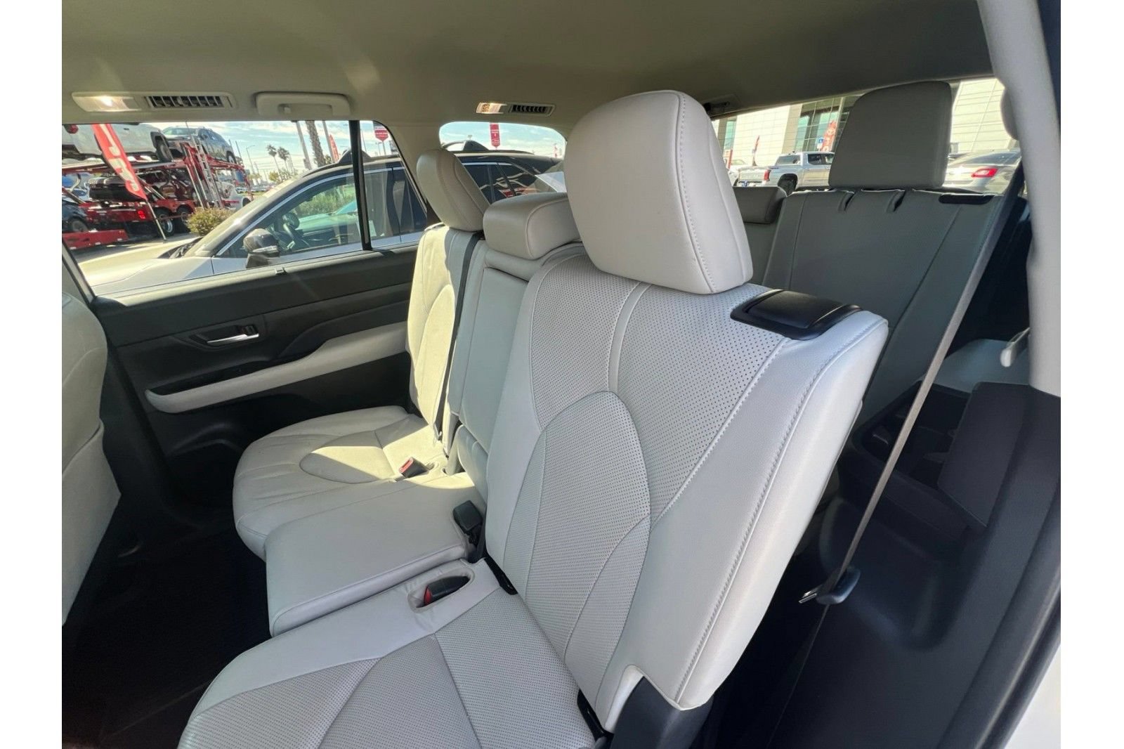Certified 2024 Toyota Grand Highlander AWD Hybrid image 7