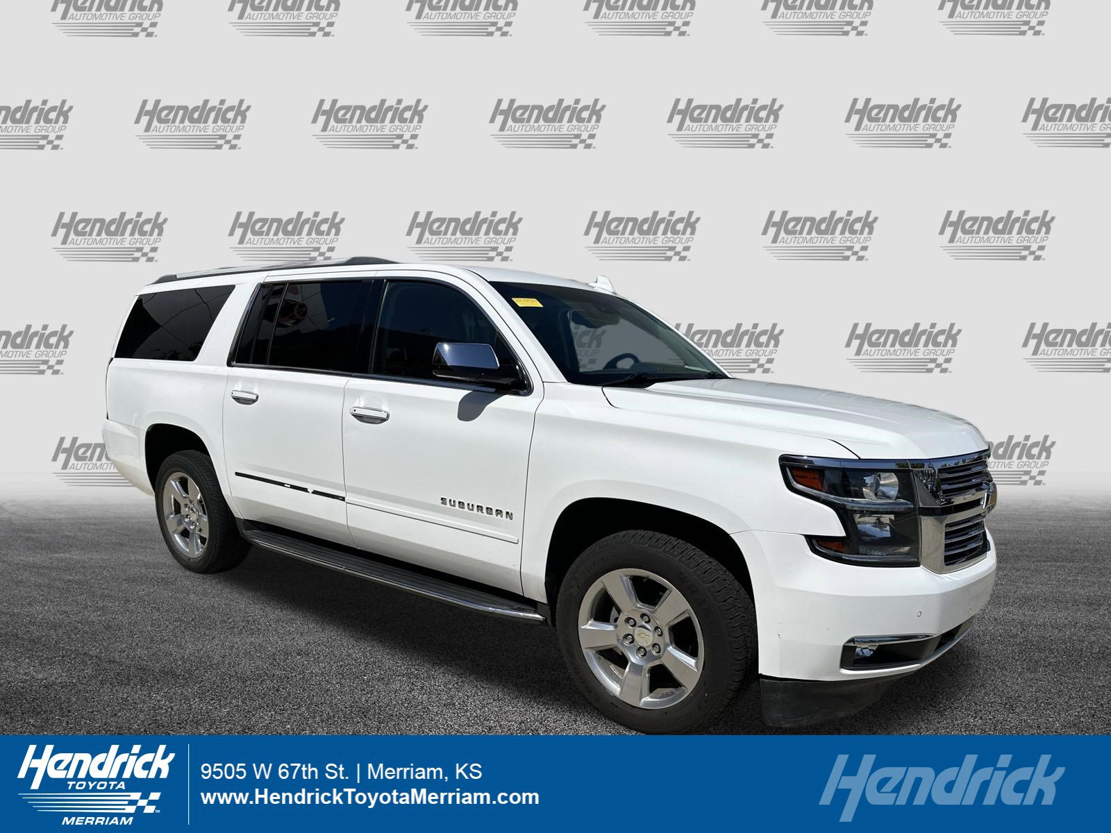 Used 2018 Chevrolet Suburban Premier RWD image 1