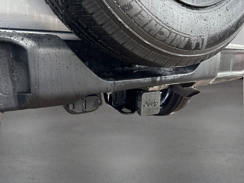 Used 2022 Jeep Wrangler Unlimited Sport image 14