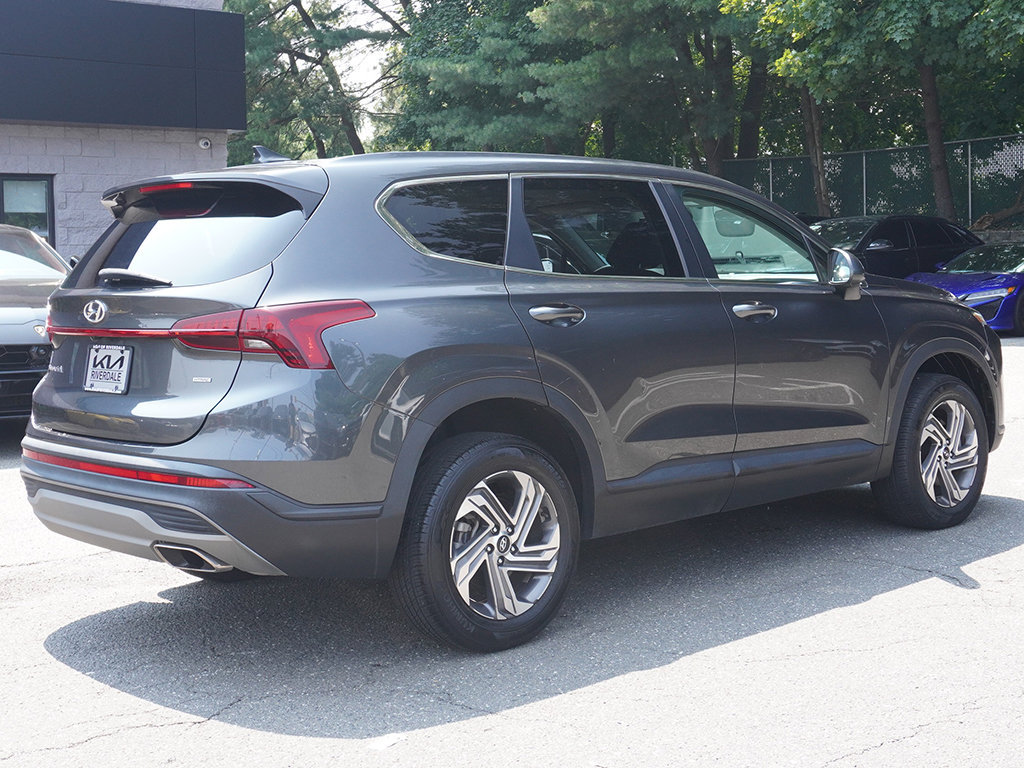 Used 2023 Hyundai Santa Fe SE AWD/4WD image 10
