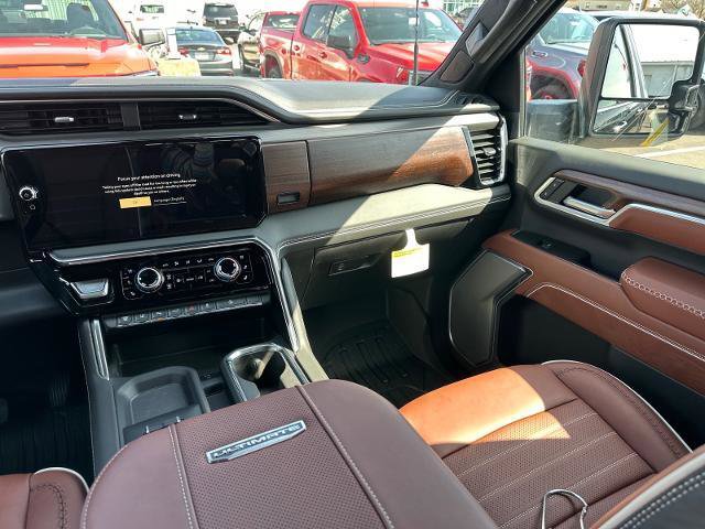 New 2026 GMC Sierra 2500 Denali Ultimate w/ Max Trailering Package image 10