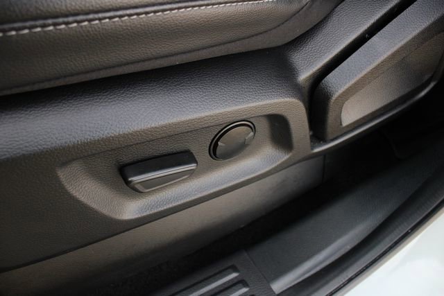 Used 2023 Ford Ranger Lariat w/ Tremor Off-Road Package image 3