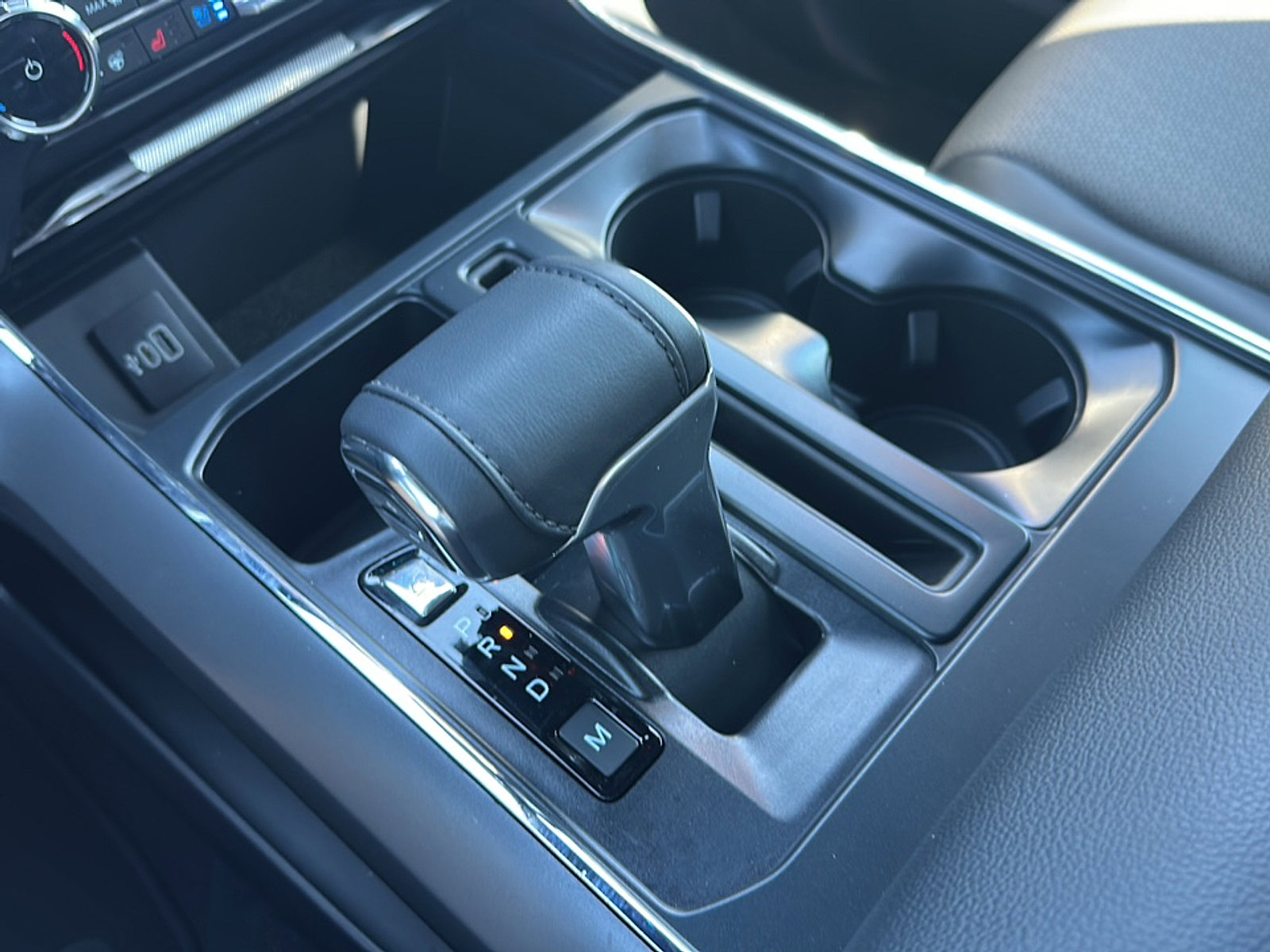 Used 2025 Ford F150 Lariat w/ Equipment Group 501A Mid image 35