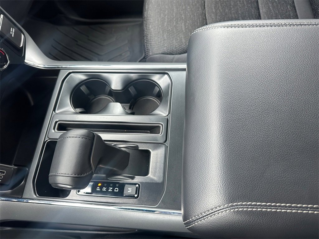 Used 2025 Ford F150 XLT w/ Equipment Group 301A Standard image 11