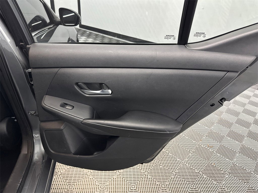 Used 2020 Nissan Sentra SV image 13