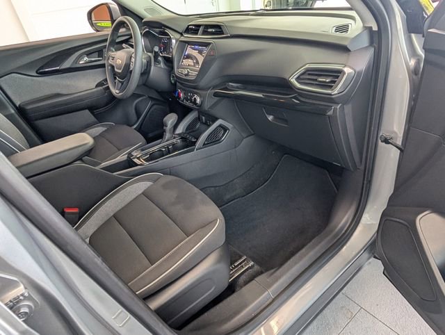 Certified 2023 Chevrolet TrailBlazer LT FWD image 12