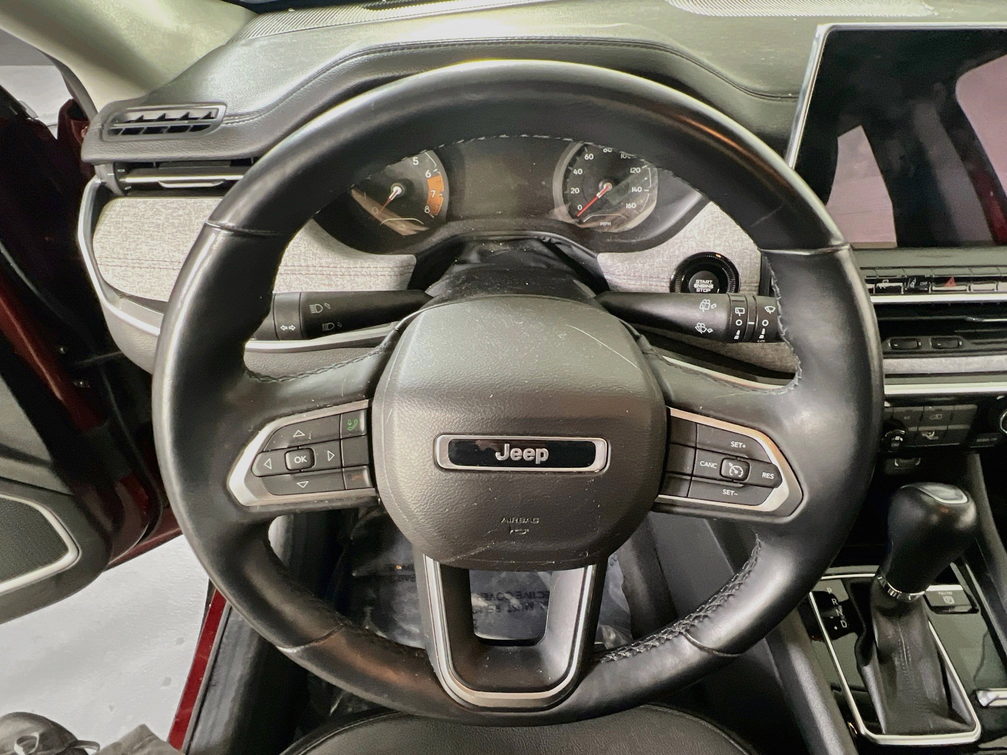 Used 2022 Jeep Compass Latitude AWD/4WD image 11