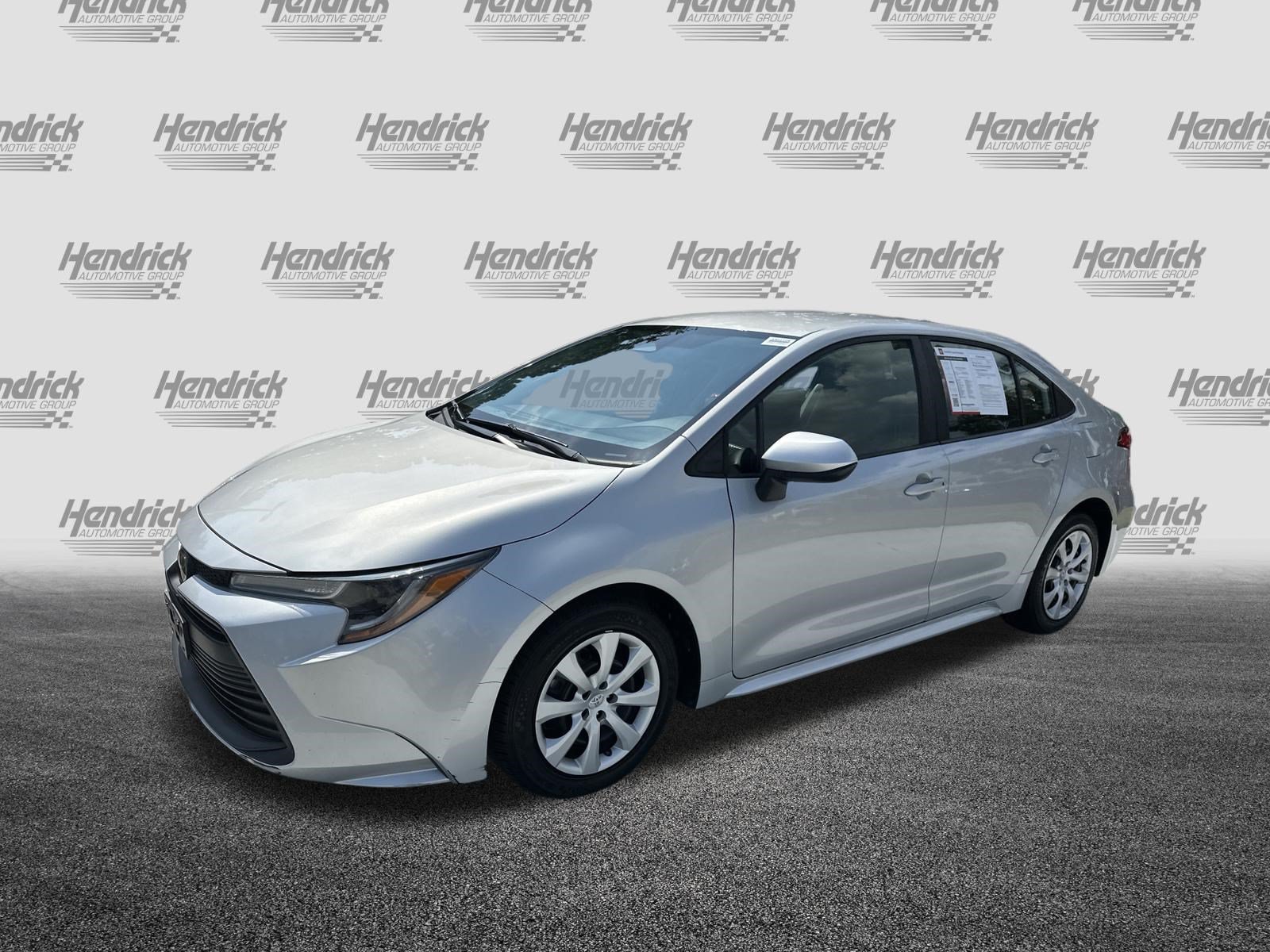 Used 2024 Toyota Corolla LE FWD image 5