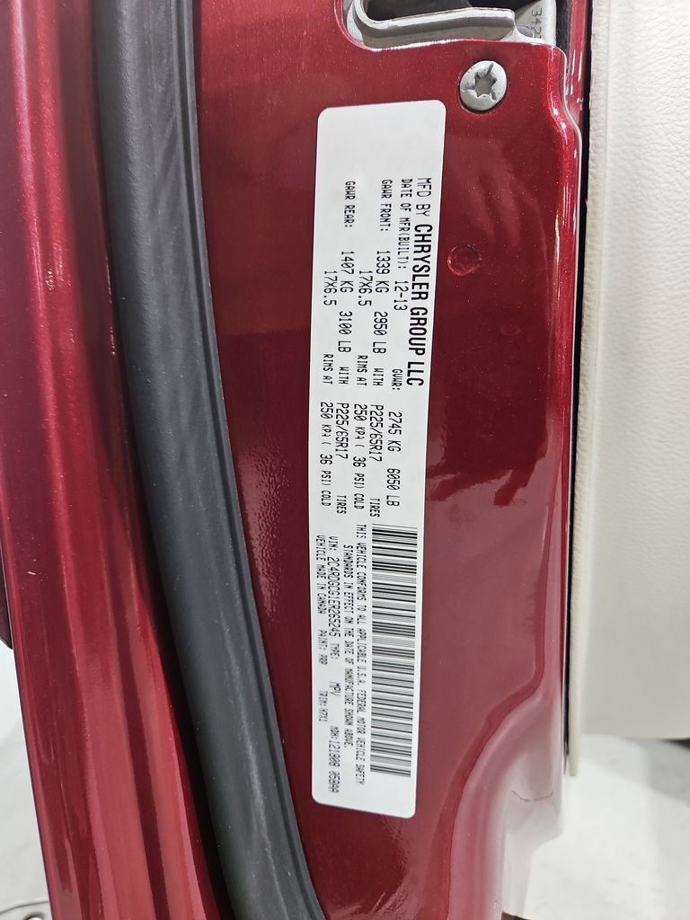 Used 2014 Dodge Grand Caravan SXT image 27