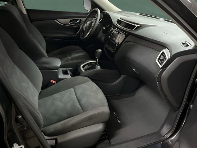 Used 2016 Nissan Rogue SV image 15
