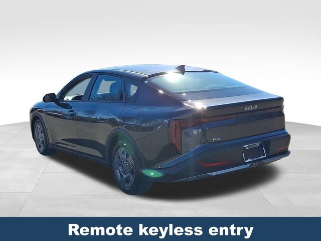 Used 2025 Kia K4 LX image 5
