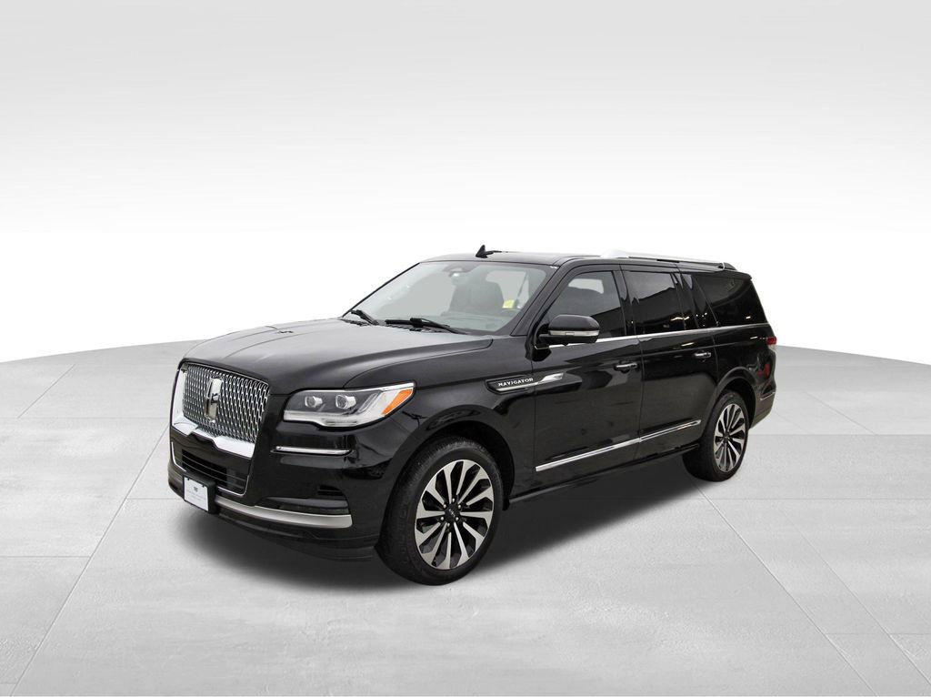 Used 2022 Lincoln Navigator L Reserve video 2