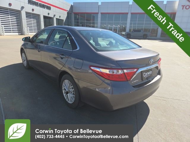 Used 2016 Toyota Camry LE image 8