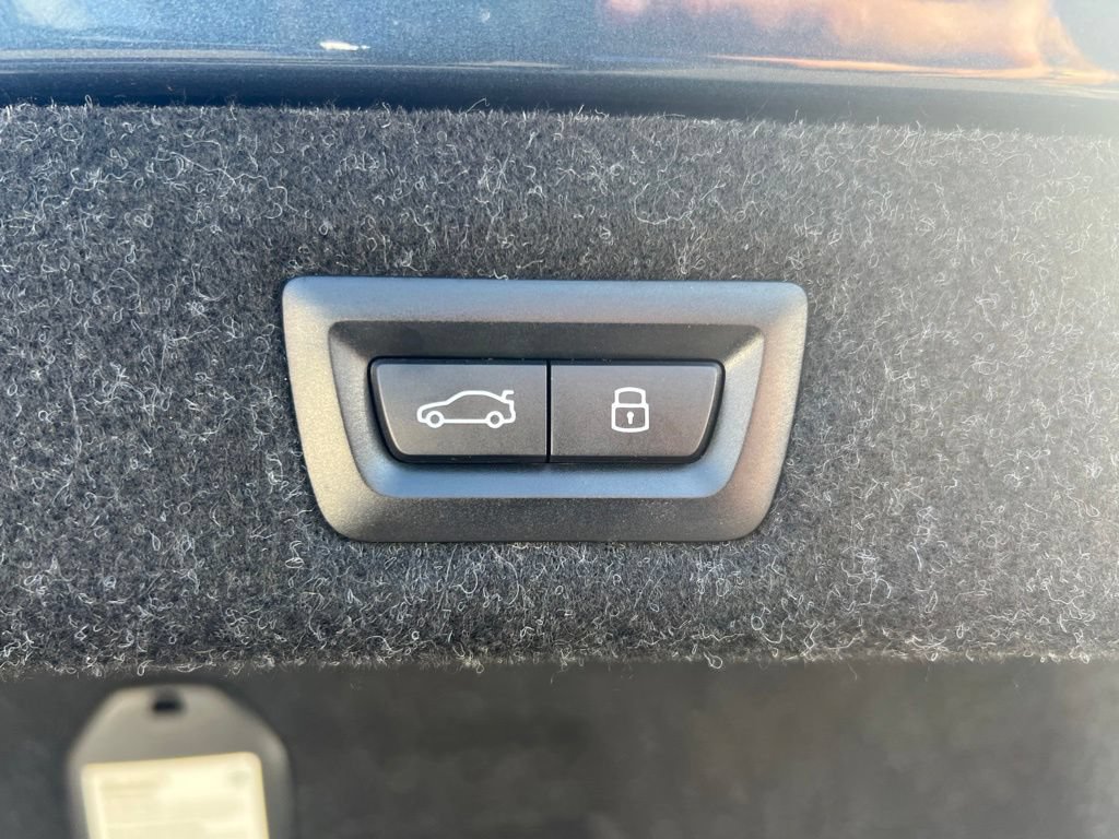 Certified 2023 BMW 540i w/ Premium Package RWD image 6