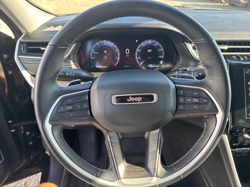 Used 2022 Jeep Grand Cherokee Limited w/ Trailer Tow Prep Group (B) image 10