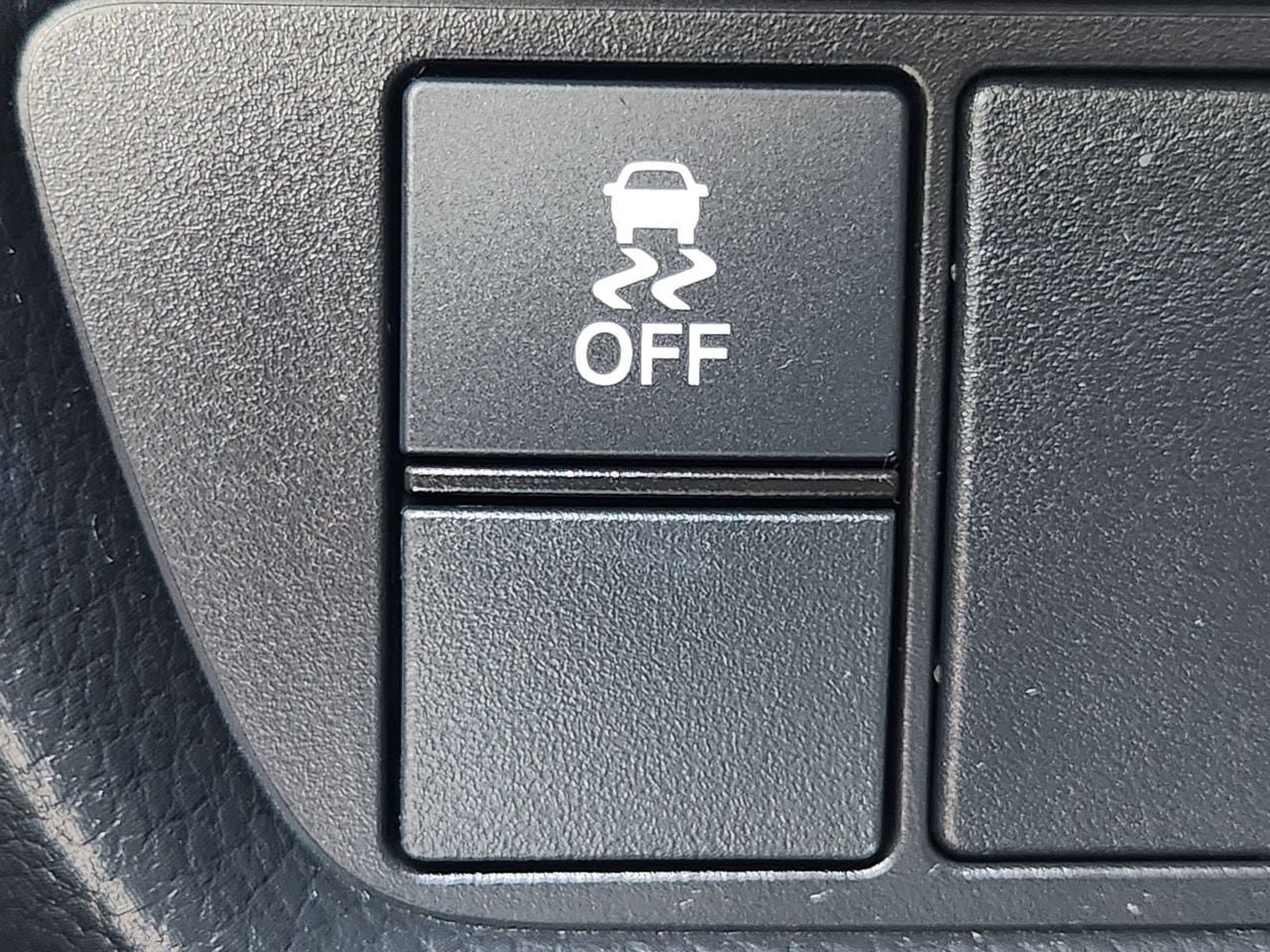 Certified 2024 Honda HR-V EX-L image 21