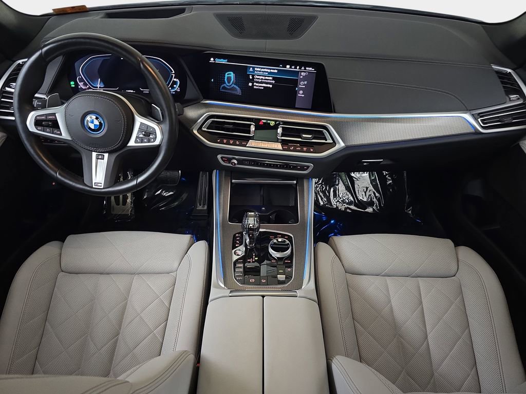 Certified 2023 BMW X5 xDrive45e w/ Executive Package AWD/4WD image 12