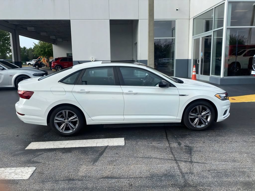 Used 2021 Volkswagen Jetta R-Line w/ R-Line Cold Weather Package FWD image 11