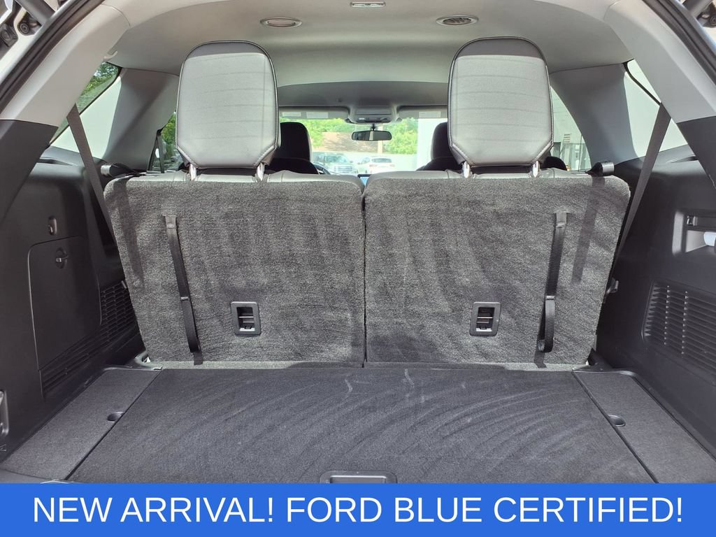 Certified 2023 Ford Explorer XLT w/ Equipment Group 202A AWD/4WD image 21