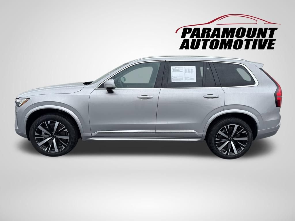 Used 2025 Volvo XC90 B6 Core w/ Climate Package image 4