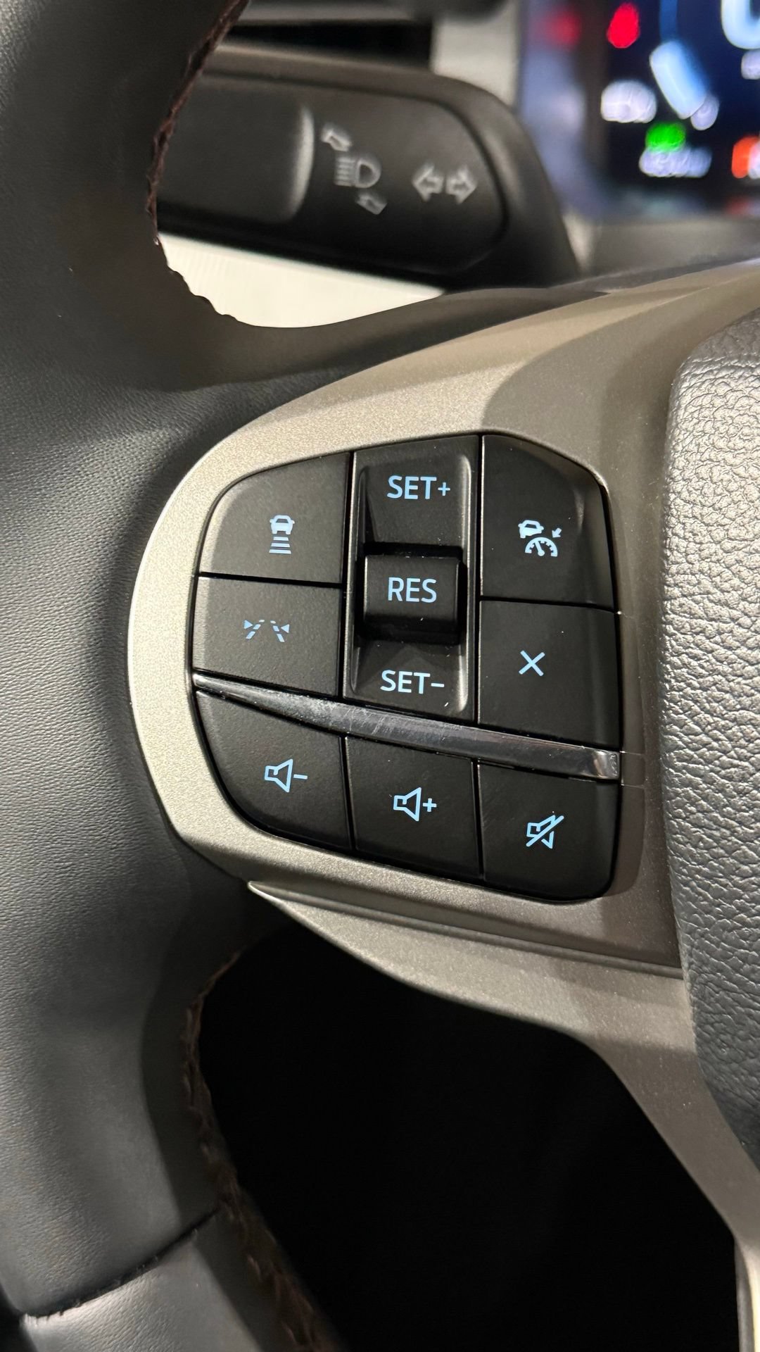 New 2026 Ford Explorer Active w/ Active Comfort Package AWD/4WD image 83