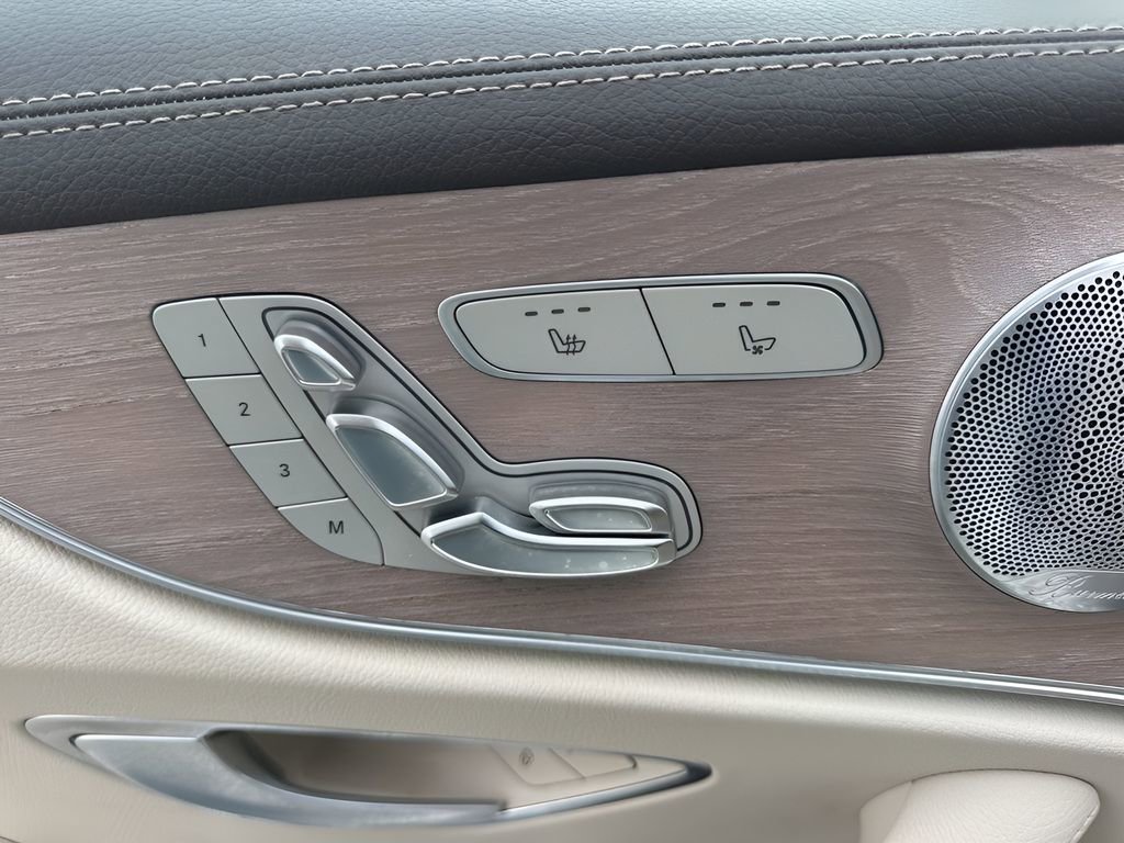 Used 2019 Mercedes-Benz E 450 Coupe w/ AMG Line Package image 10