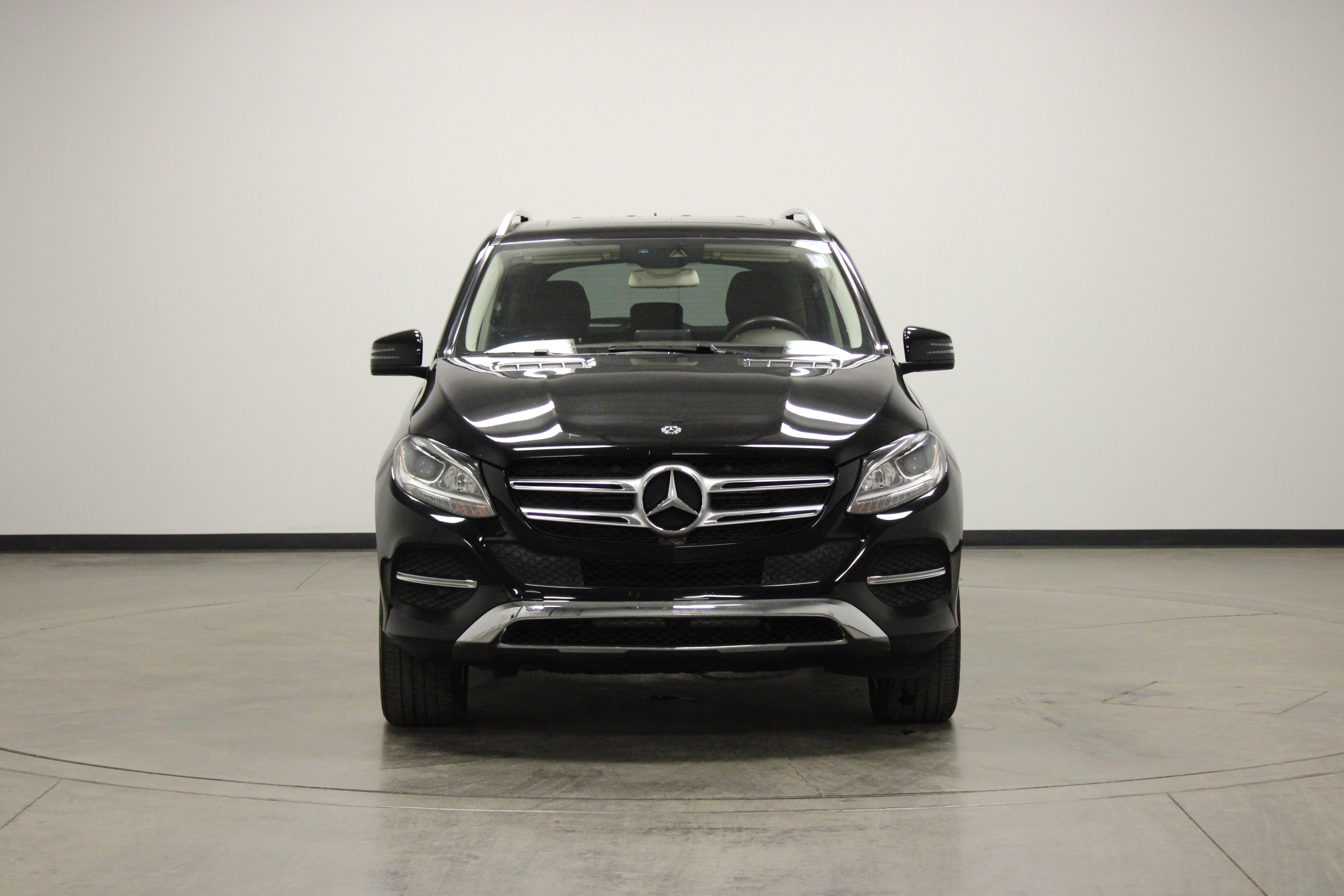 Used 2017 Mercedes-Benz GLE 350 image 3