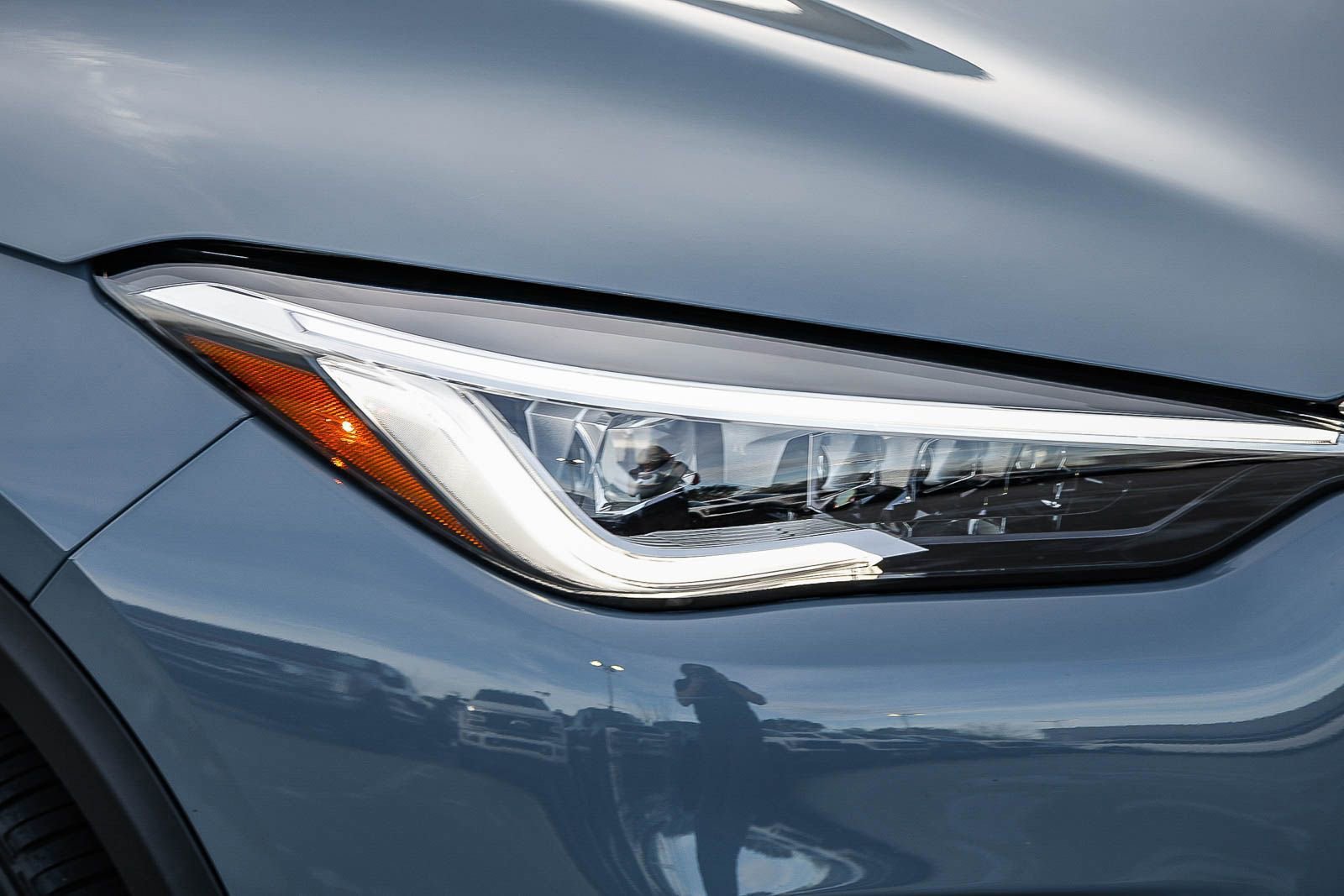 Used 2023 INFINITI QX50 Sensory image 7