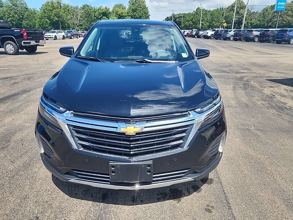 Used 2023 Chevrolet Equinox LT AWD/4WD image 2