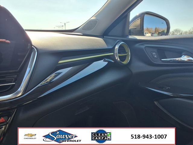 Used 2024 Chevrolet Trax ACTIV w/ Sunroof Package image 19