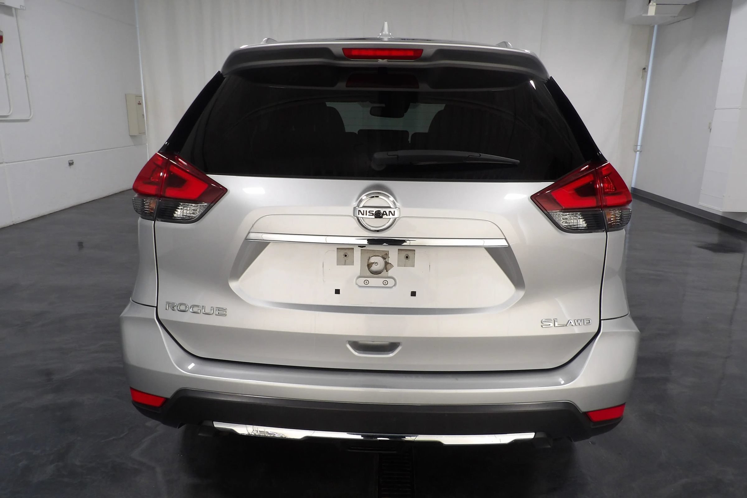 Used 2018 Nissan Rogue SL AWD/4WD image 5