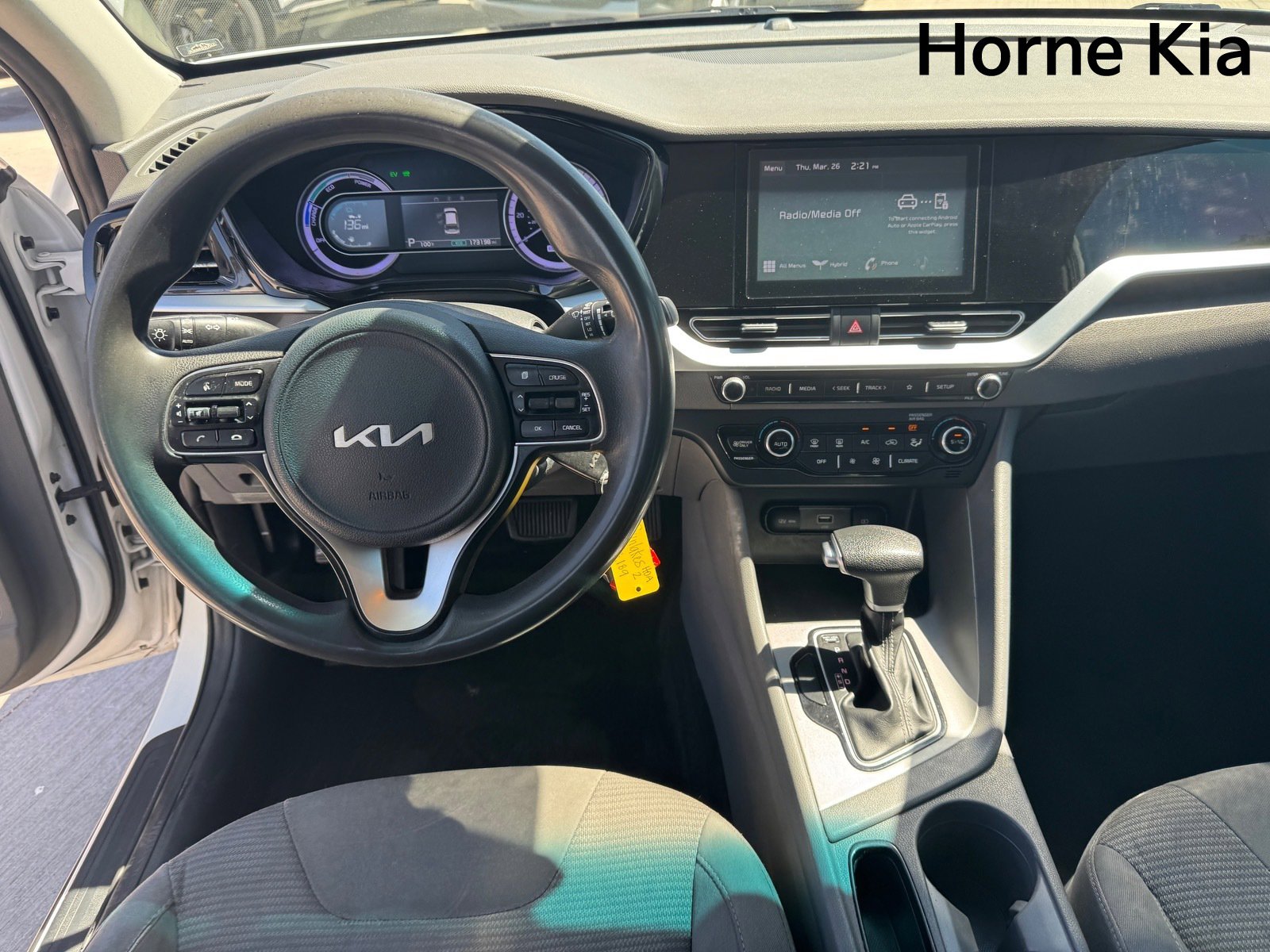 Used 2022 Kia Niro LX image 14