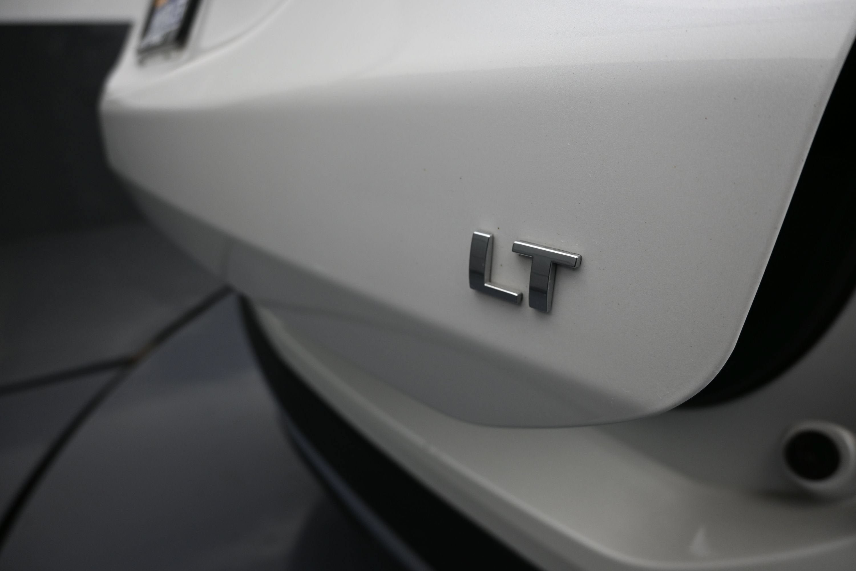 Used 2022 Chevrolet Equinox LT FWD image 35