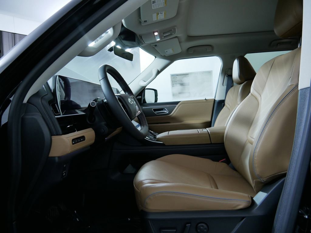 New 2025 INFINITI QX80 Luxe w/ Exterior Package image 10
