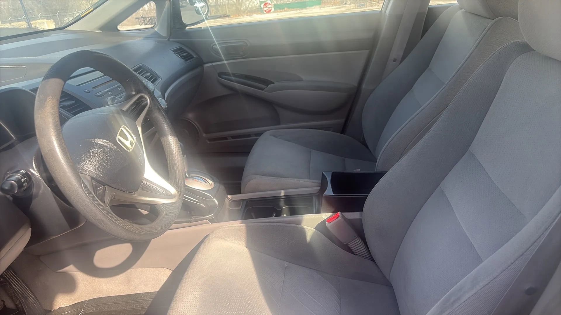 Used 2011 Honda Civic DX-VP image 8